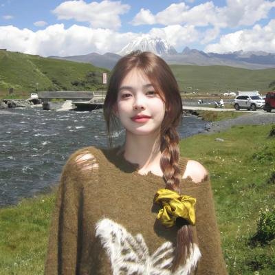 眼里余光都是你